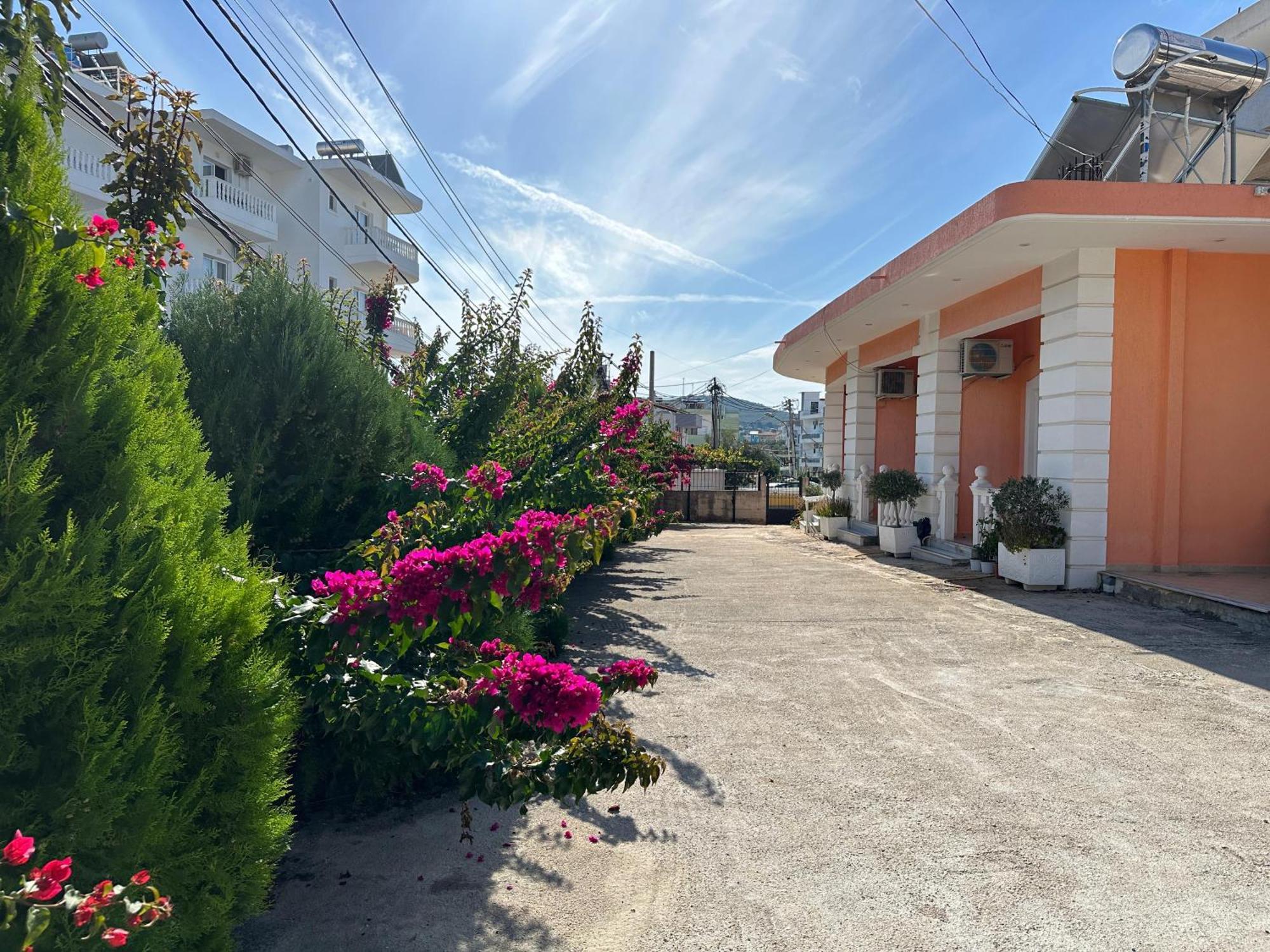 Villa Nicolaos Ksamil Exteriör bild