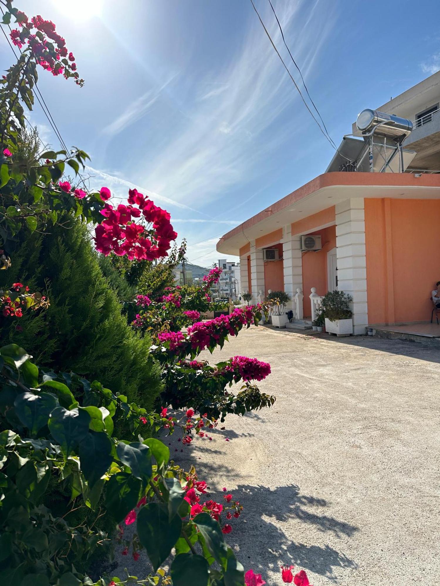 Villa Nicolaos Ksamil Exteriör bild