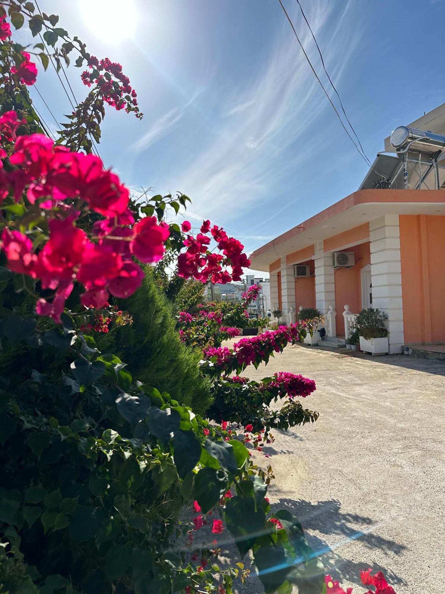 Villa Nicolaos Ksamil Exteriör bild
