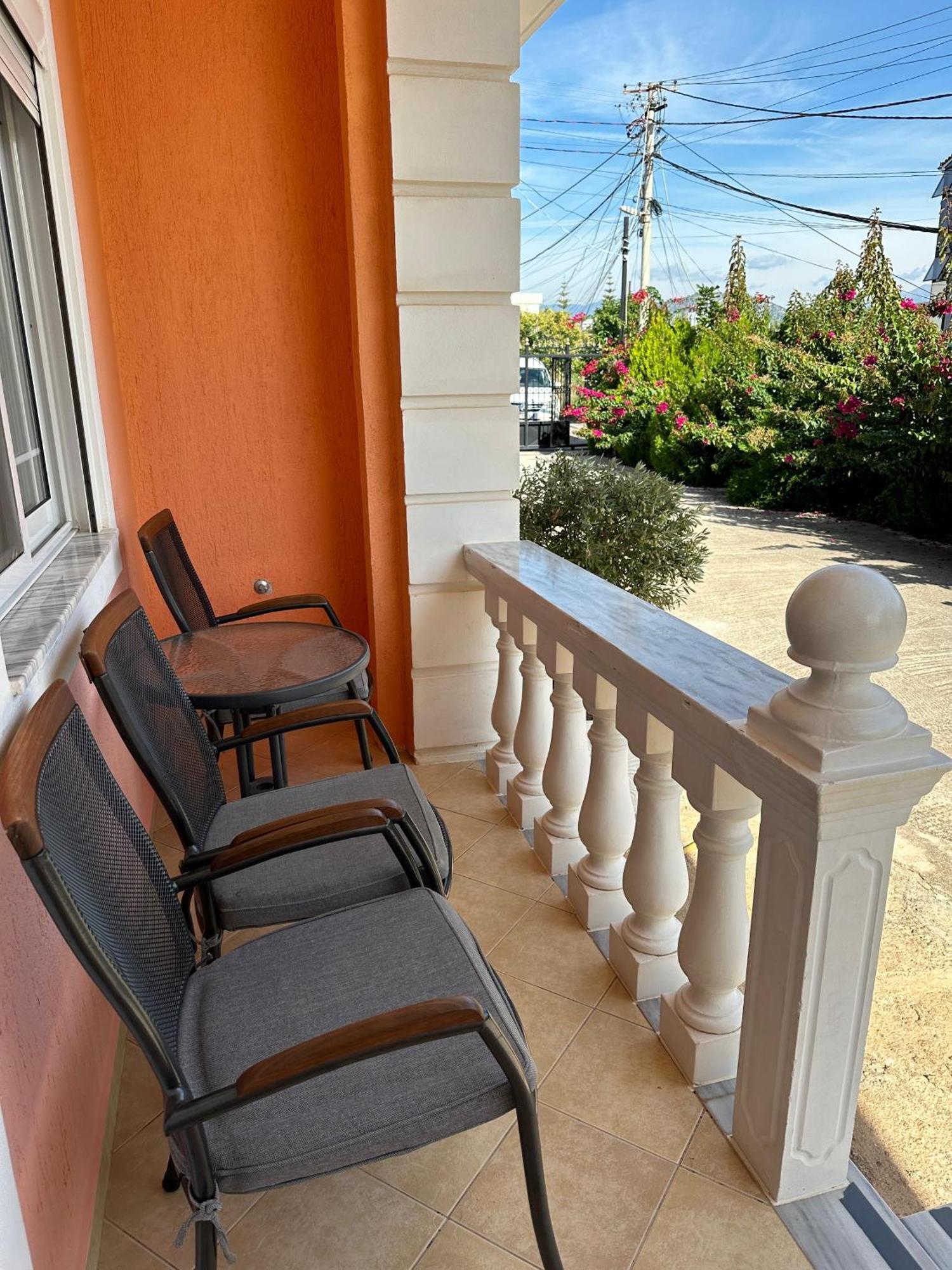 Villa Nicolaos Ksamil Exteriör bild